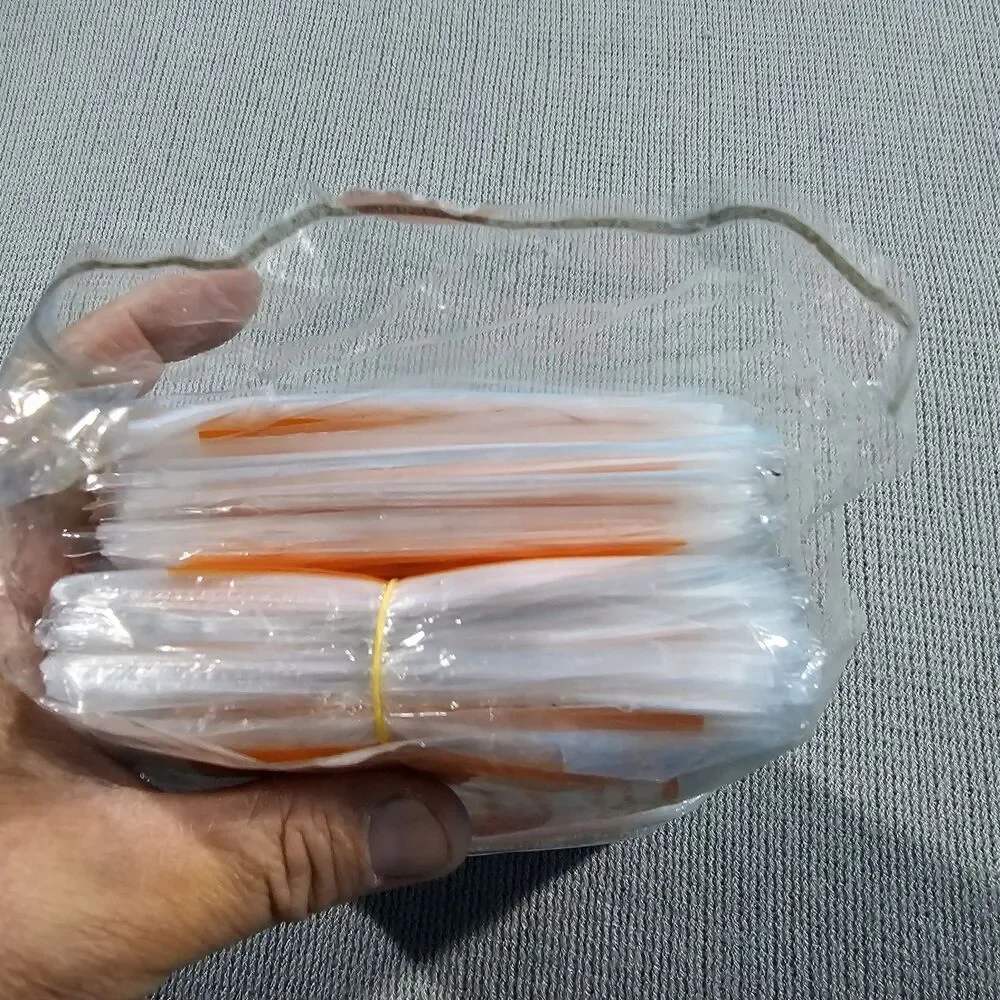 90 Pcs Uniplease plastic apron disposable 34.4x23.6